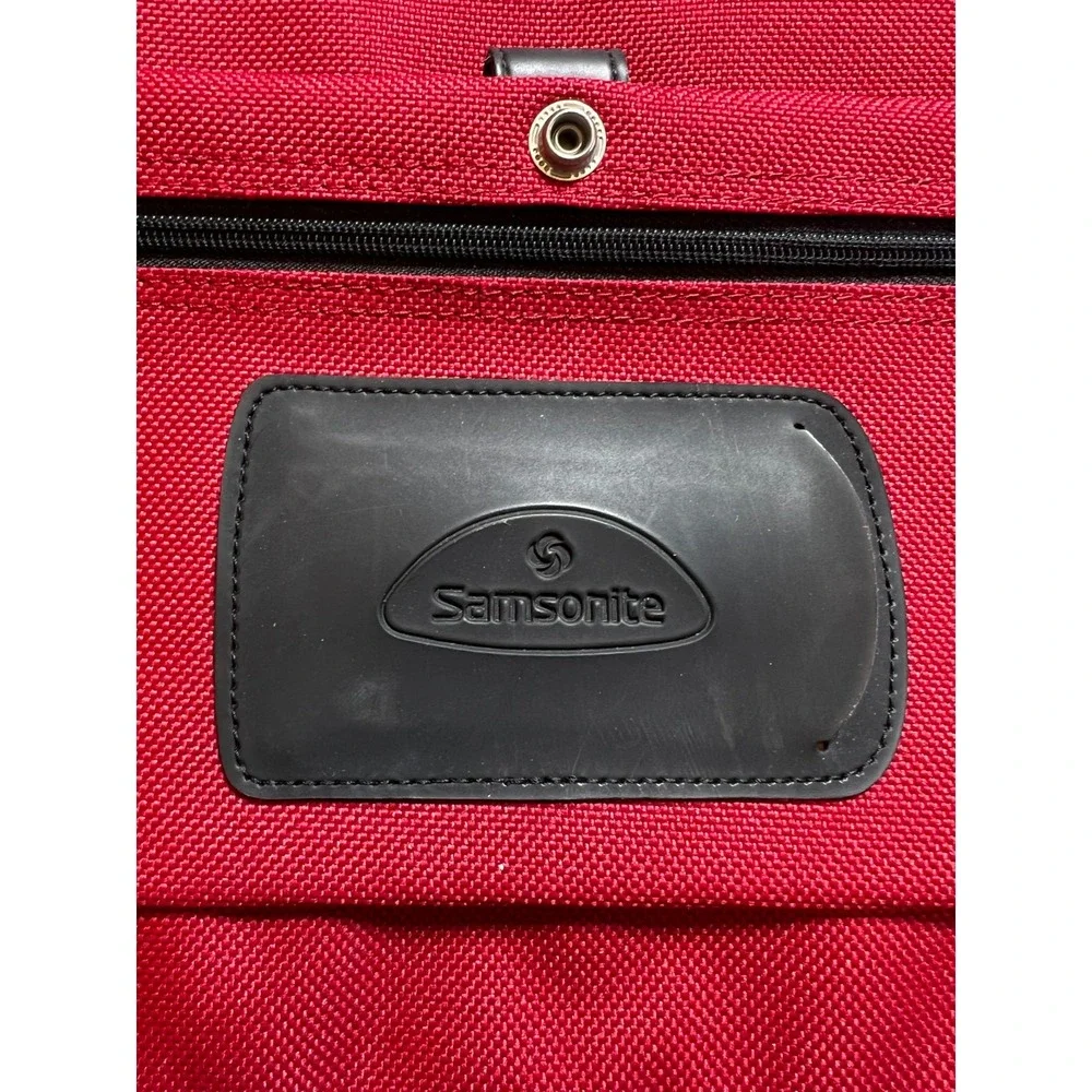 Samsonite Red Padded Laptop Bag Briefcase Messenger Carry On 17